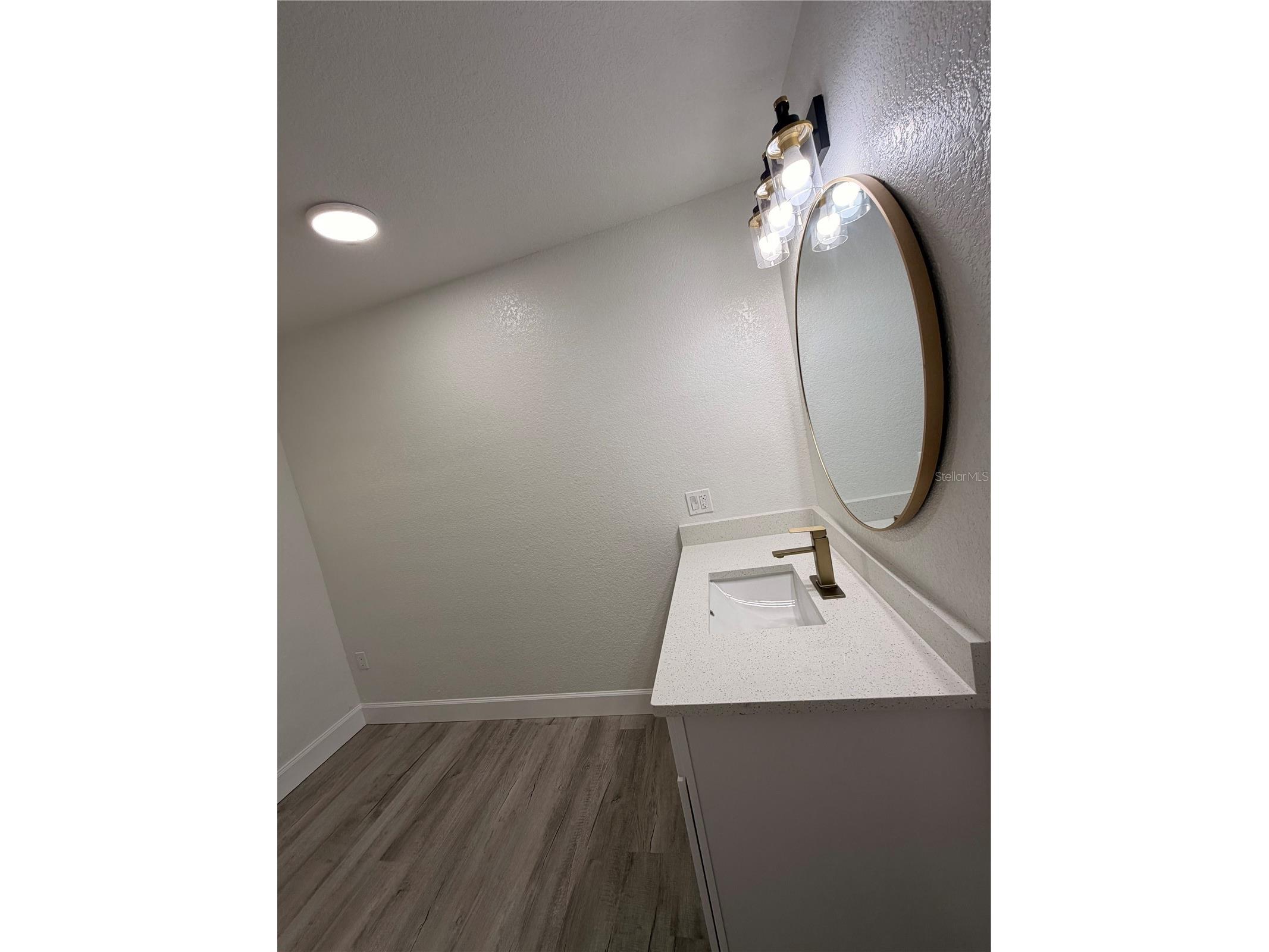 7513 Rustic Drive Tampa FL 33634 TB8463078 image16