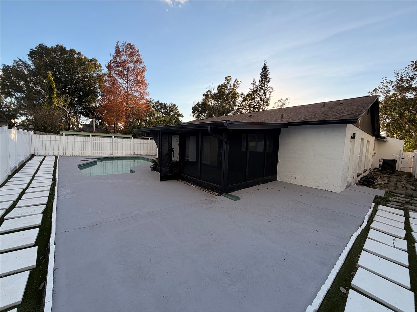 7513 Rustic Drive Tampa FL 33634 TB8463078 image5