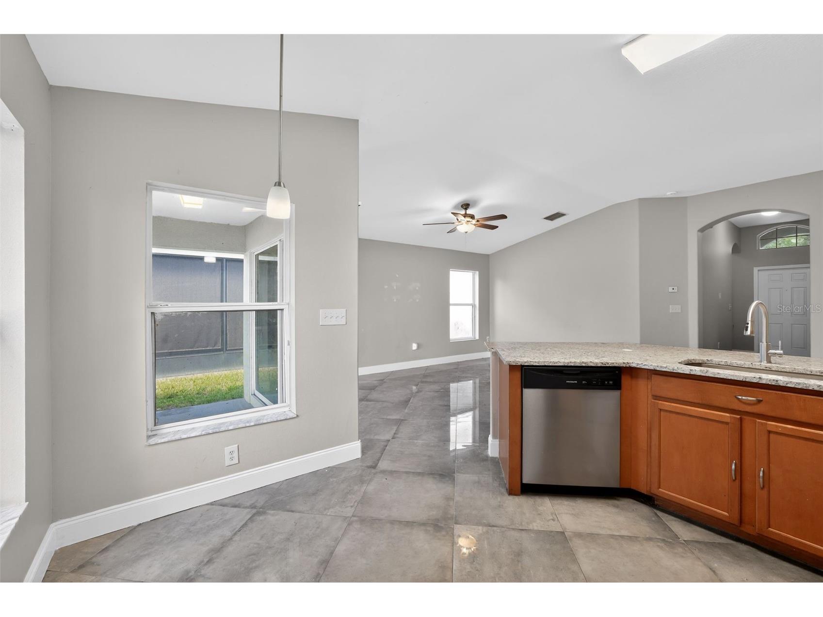7513 Turtle View Drive Ruskin FL 33573 - CYPRESS CREEK A4692936 image23