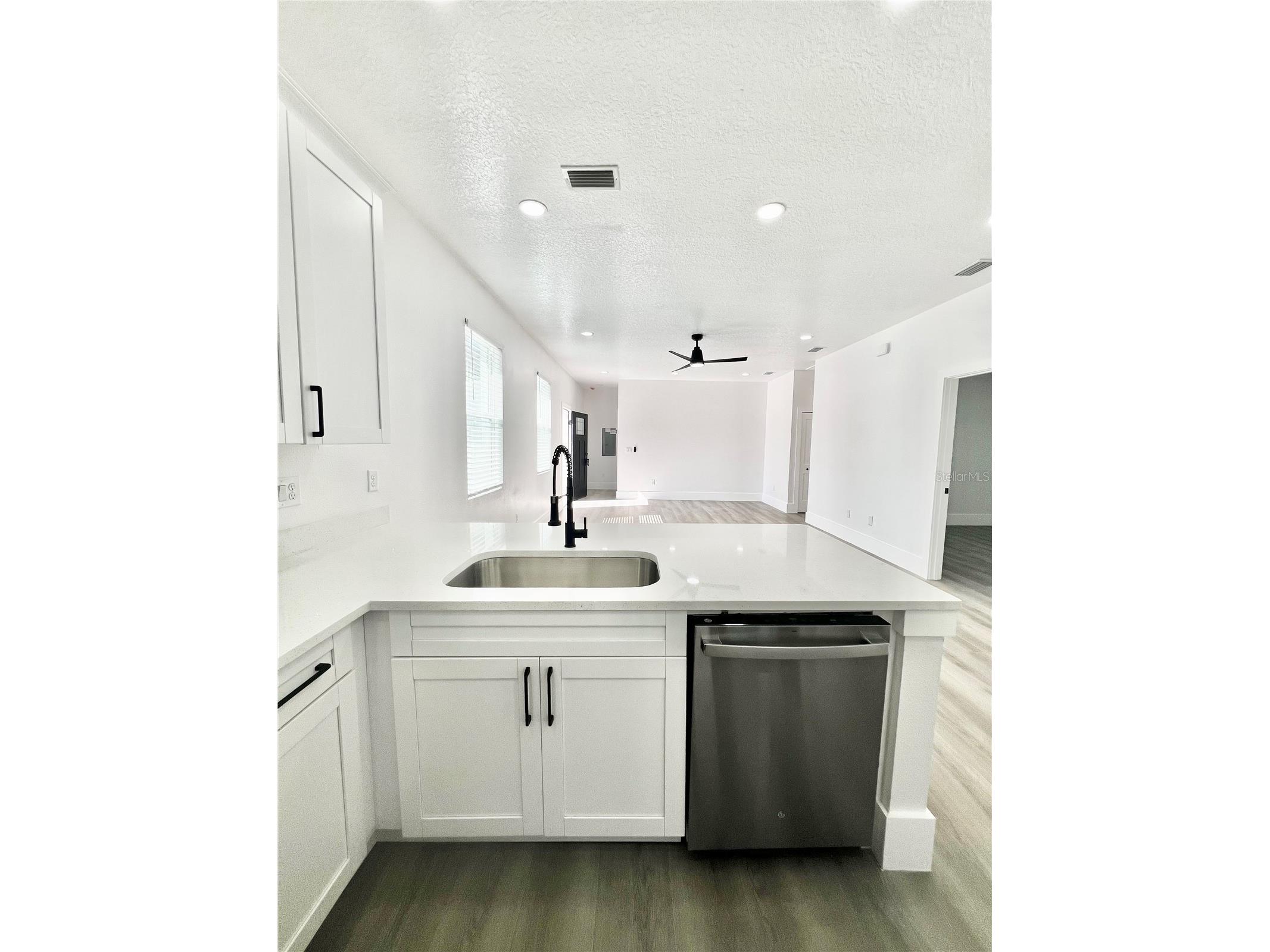 7514 Illinois Drive Tampa FL 33619 TB8473275 image17