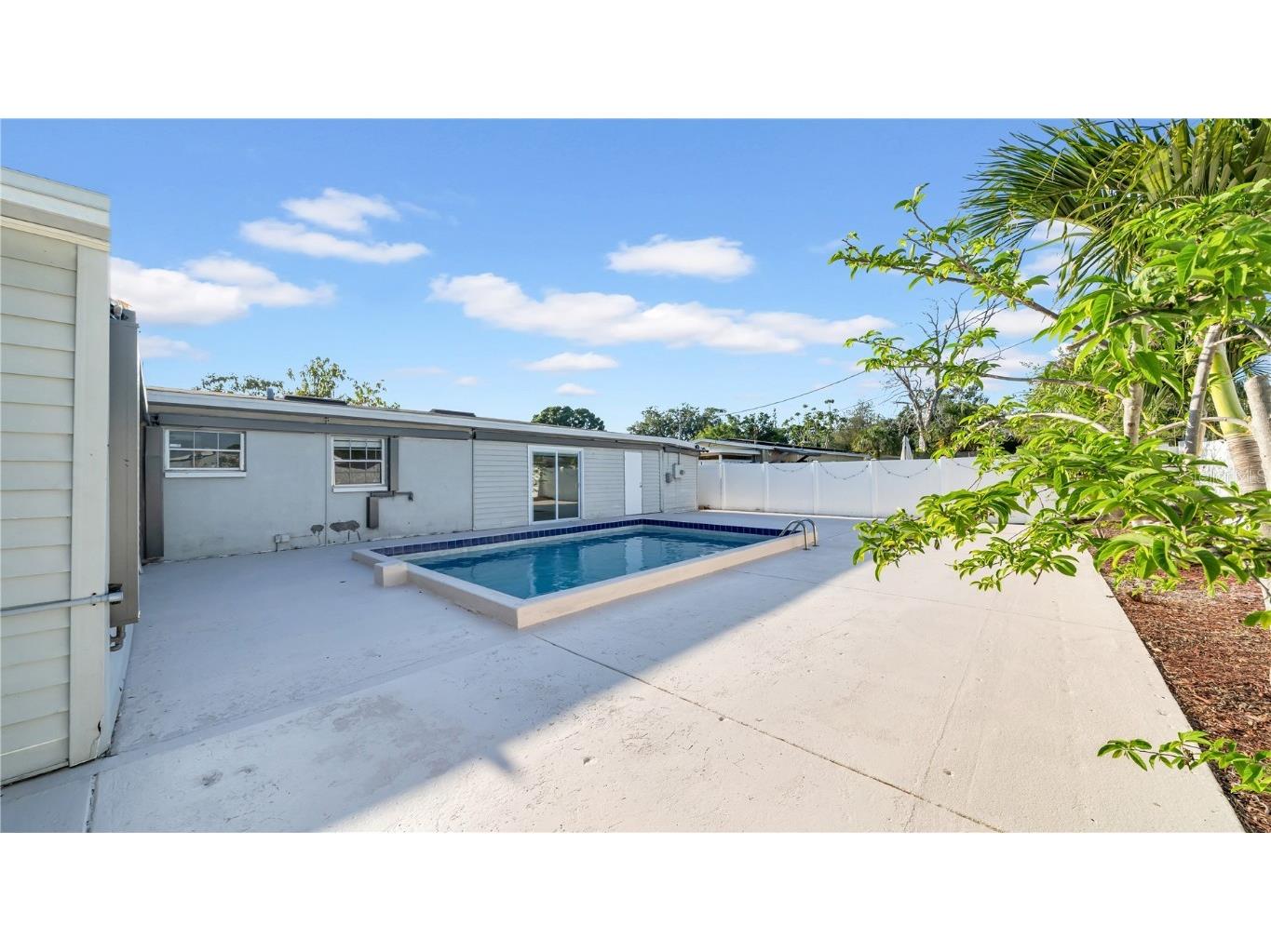 7515 17th Lane N Saint Petersburg FL 33702 TB8444880 image23