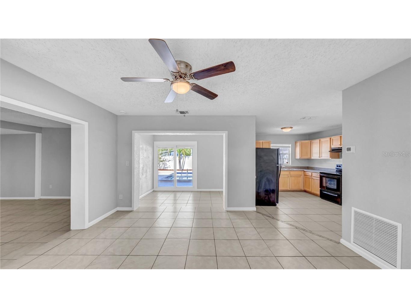 7515 17th Lane N Saint Petersburg FL 33702 TB8444880 image3