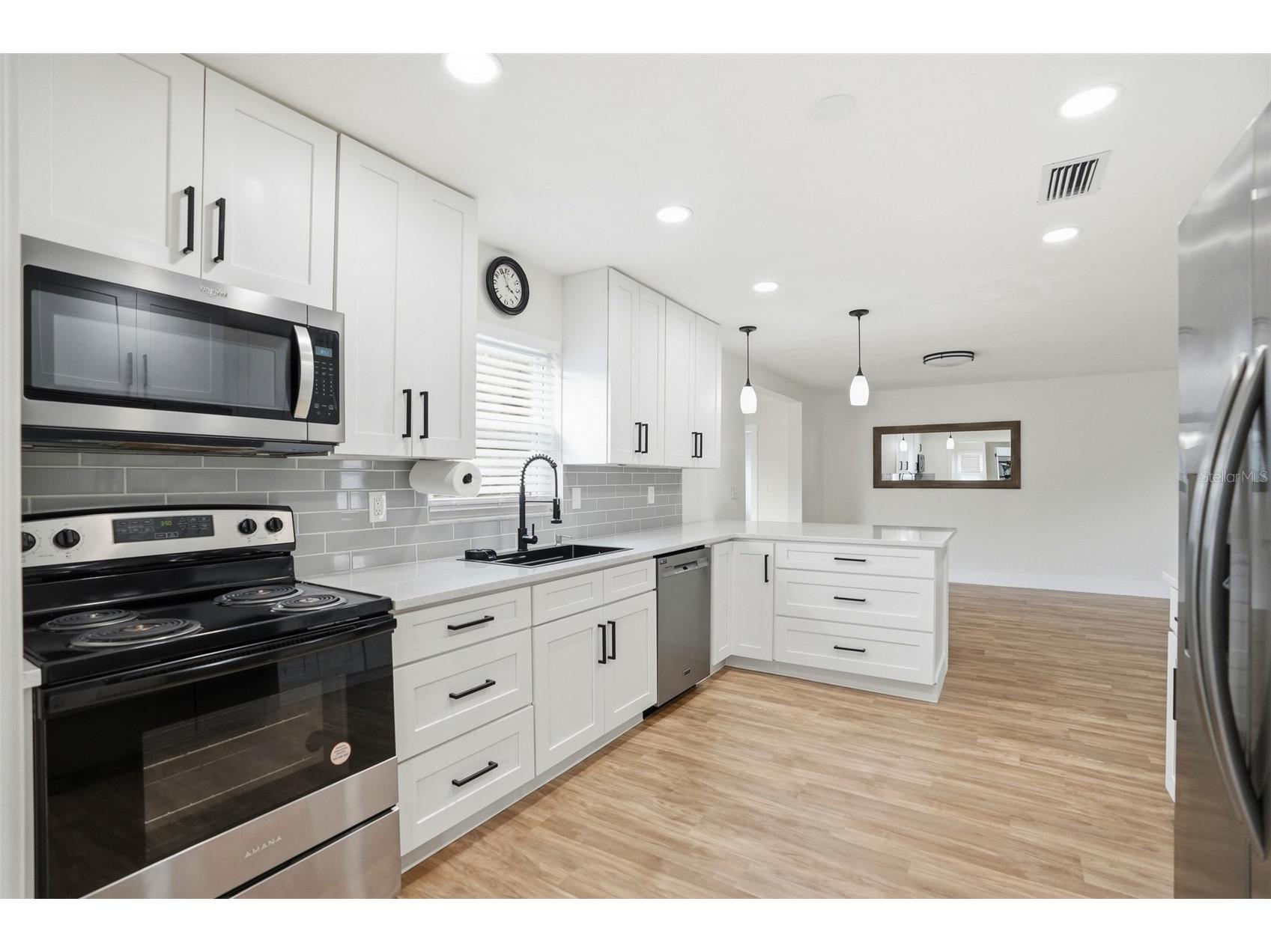 7515 Greybirch Terrace Port Richey FL 34668 W7886528 image27