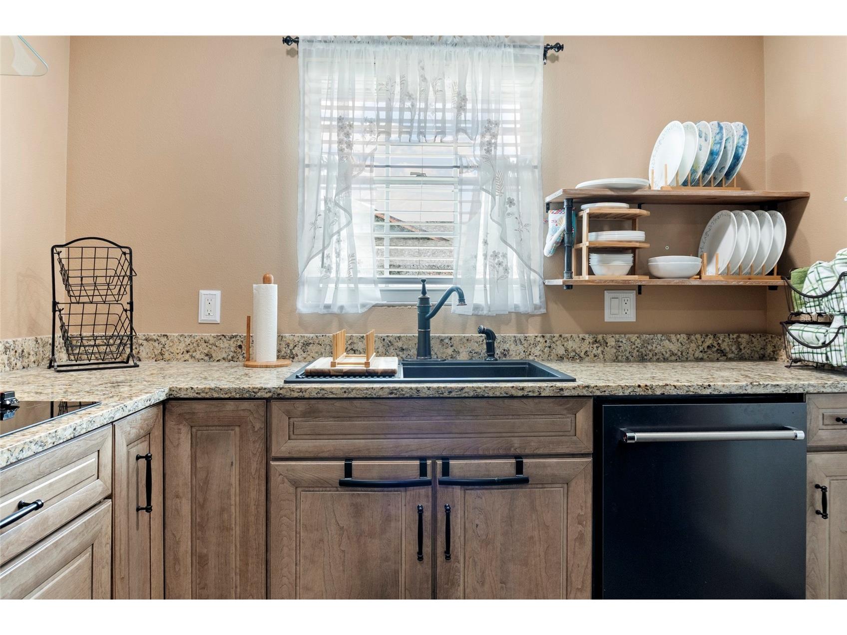 7515 Spinnaker Boulevard Englewood FL 34224 C7526136 image14