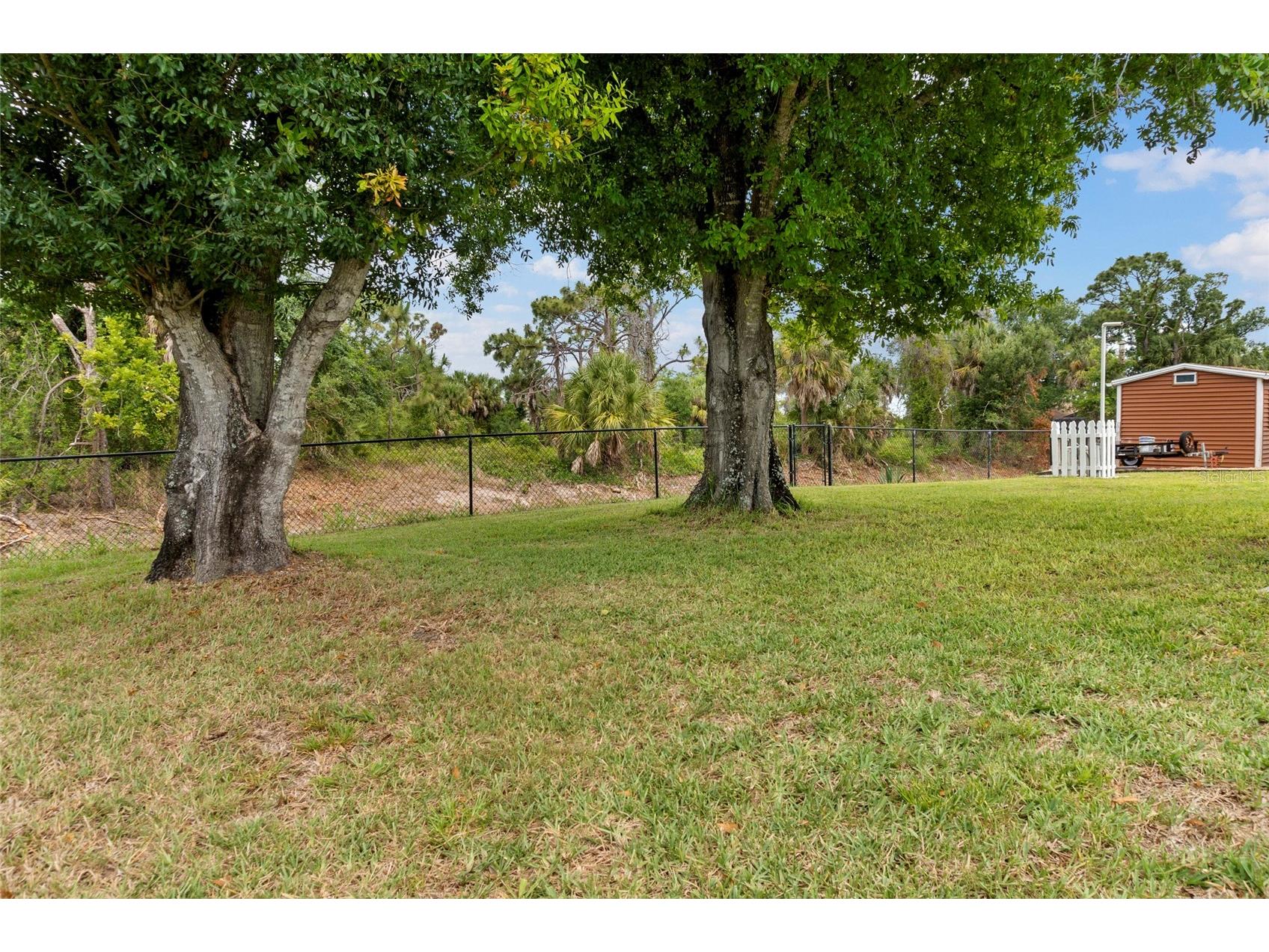 7515 Spinnaker Boulevard Englewood FL 34224 C7526136 image28