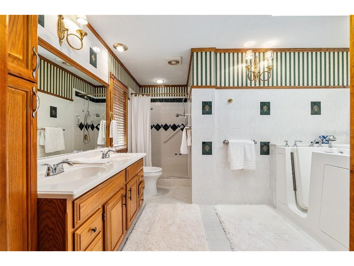 7515 SW 36th Avenue Gainesville FL 32608 GC534315 image36