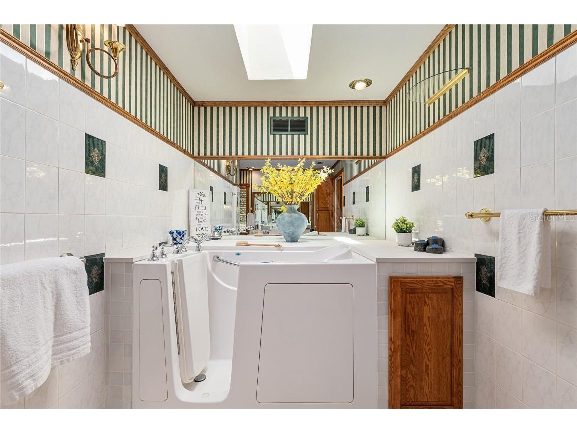 7515 SW 36th Avenue Gainesville FL 32608 GC534315 image41