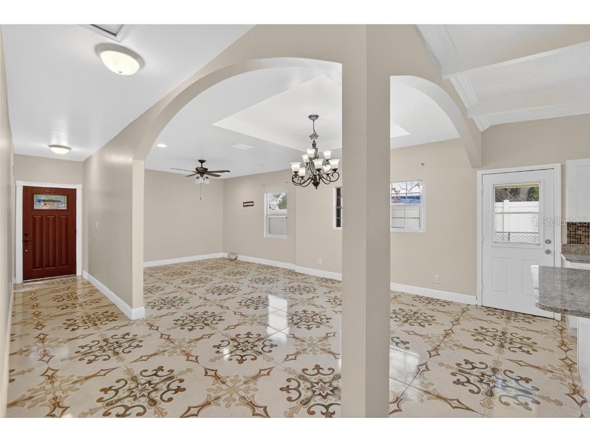 7515 Tidewater Trail Tampa FL 33619 TB8451920 image6