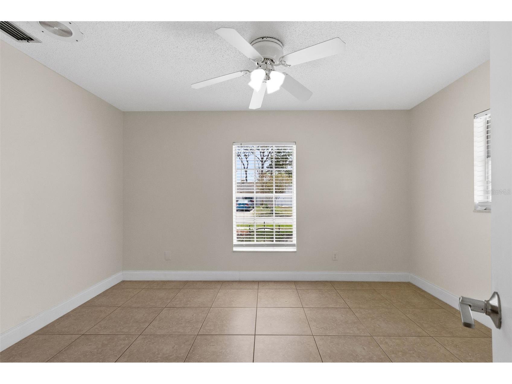7516 Armand Circle Tampa FL 33634 TB8511514 image18