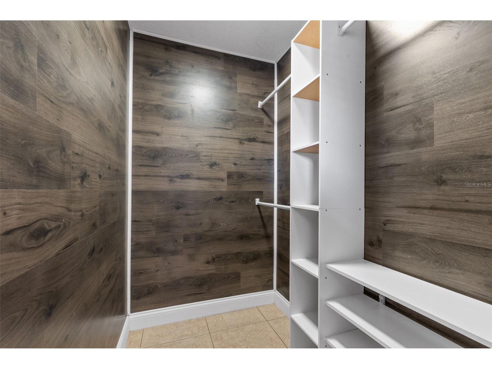 7516 Armand Circle Tampa FL 33634 TB8511514 image32