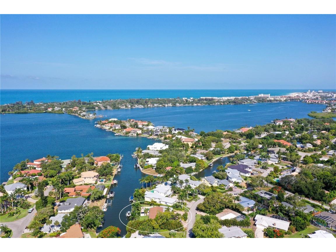 7516 Cove Terrace Sarasota FL 34231 A4520603 image1