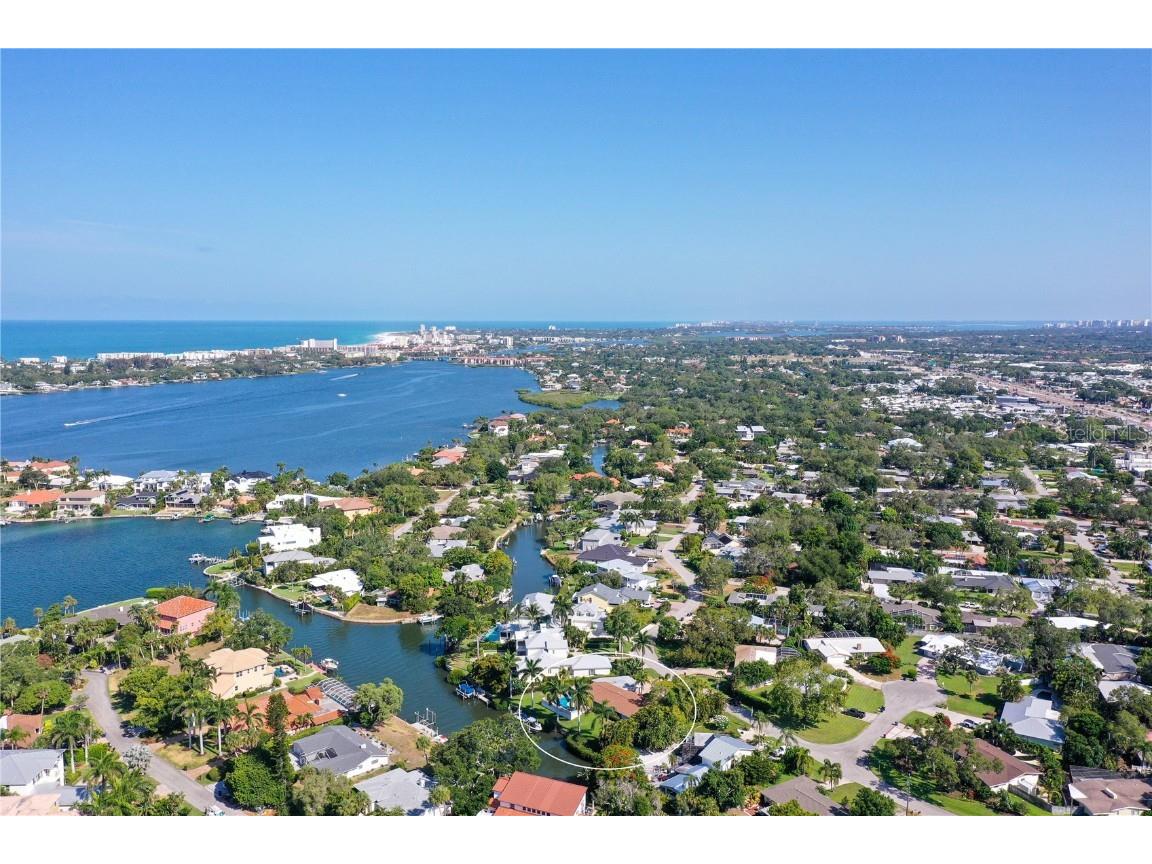 7516 Cove Terrace Sarasota FL 34231 A4520603 image2