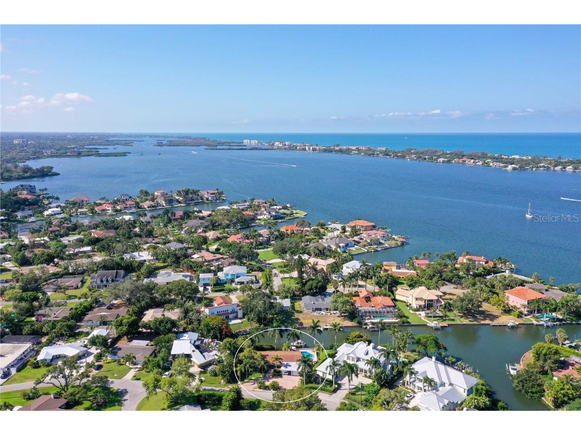 7516 Cove Terrace Sarasota FL 34231 A4520603 image3