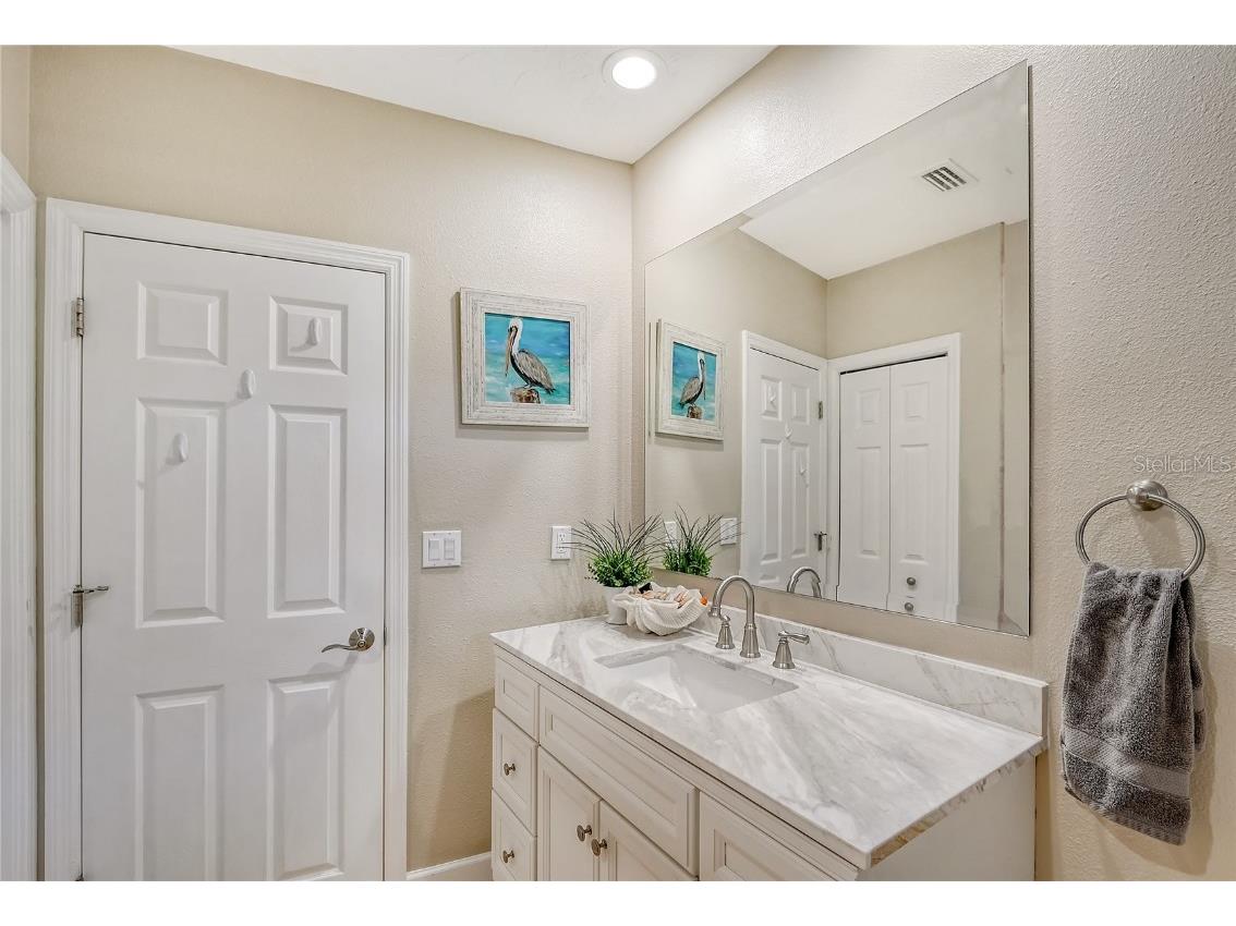 7516 Cove Terrace Sarasota FL 34231 A4520603 image34