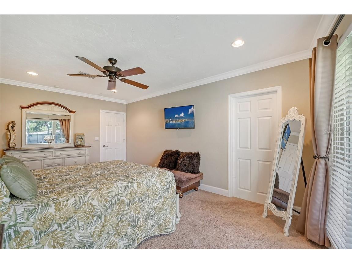 7516 Cove Terrace Sarasota FL 34231 A4520603 image36