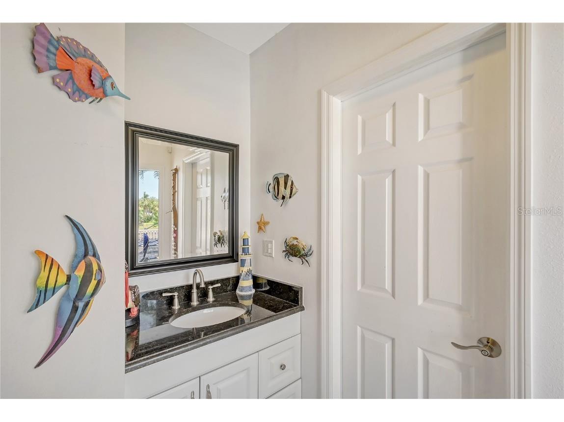 7516 Cove Terrace Sarasota FL 34231 A4520603 image44