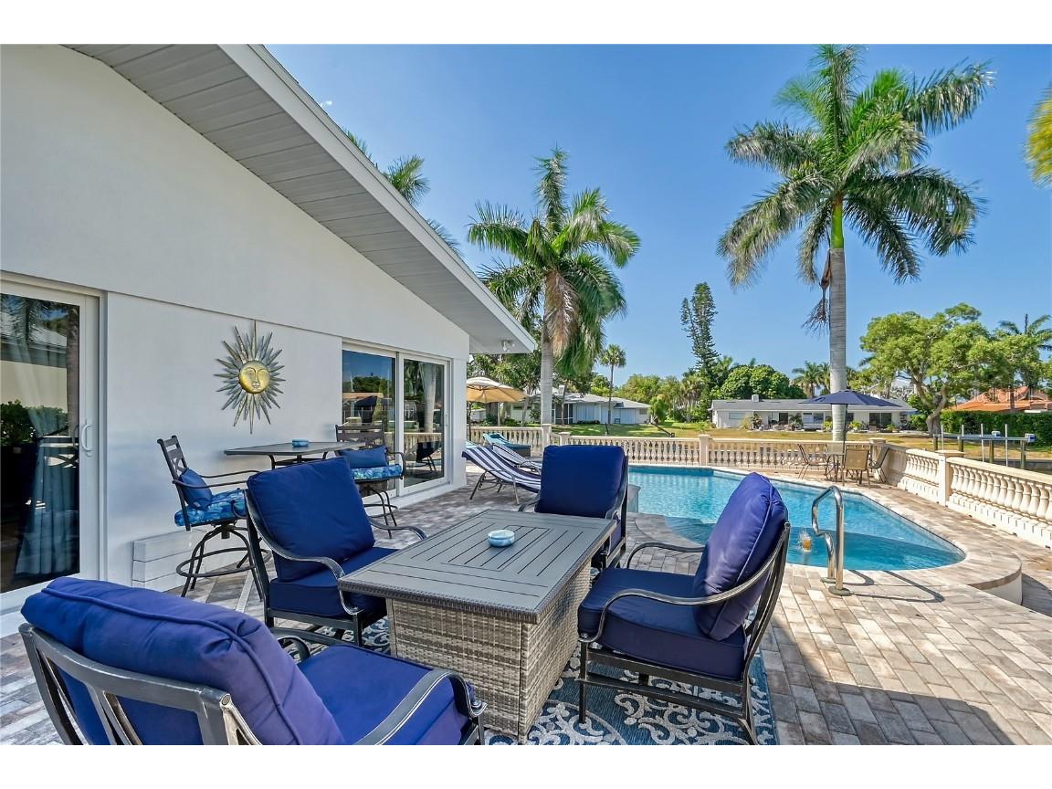 7516 Cove Terrace Sarasota FL 34231 A4520603 image49