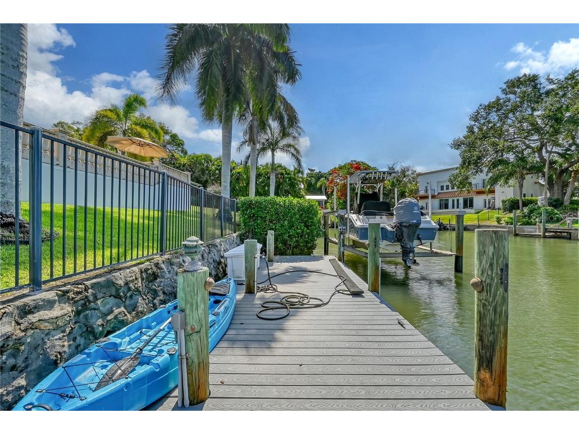 7516 Cove Terrace Sarasota FL 34231 A4520603 image65