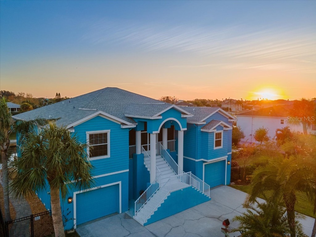 7516 Gulf Way Hudson FL 34667 W7870607 image1