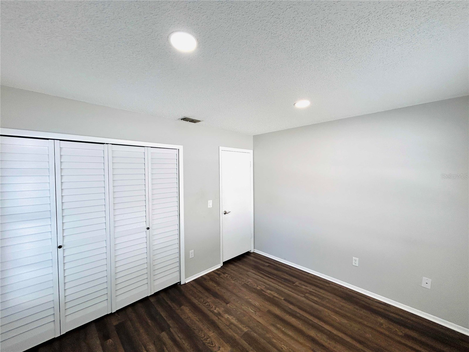 7516 S Sanibel Circle Temple Terrace FL 33637 TB8470558 image33