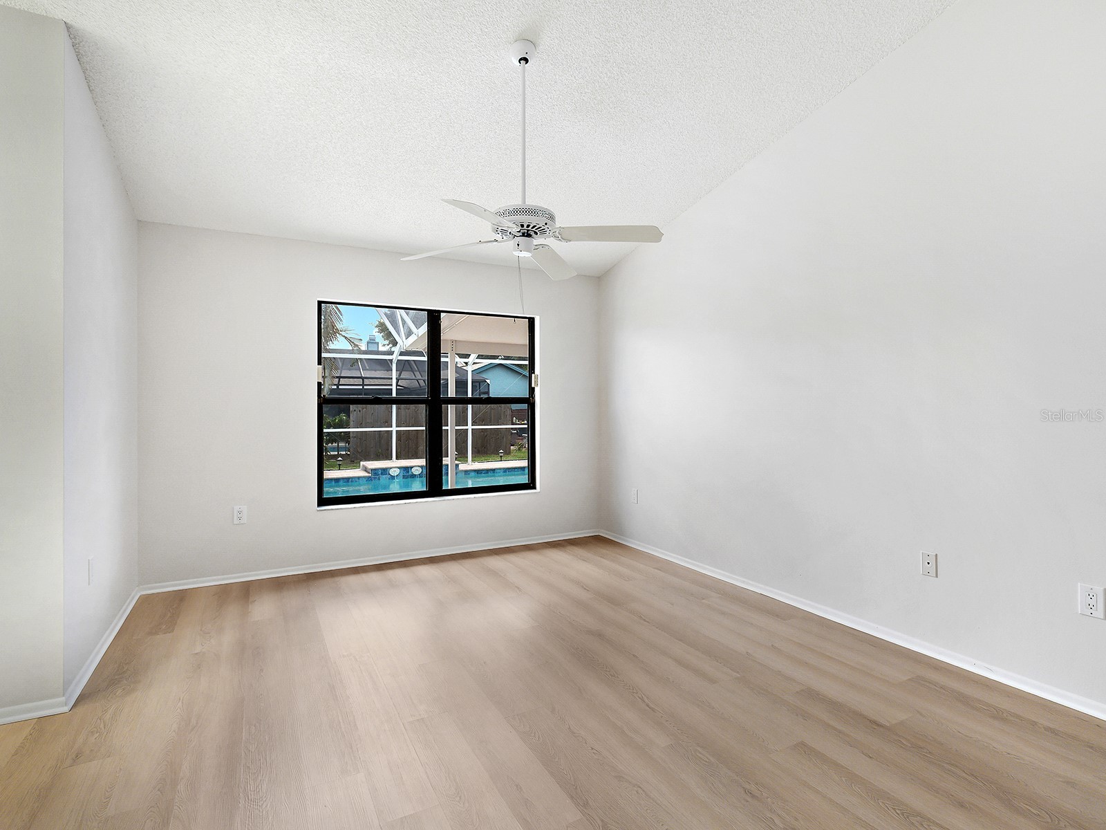 7517 38th Street Circle E Sarasota FL 34243 N6144631 image10