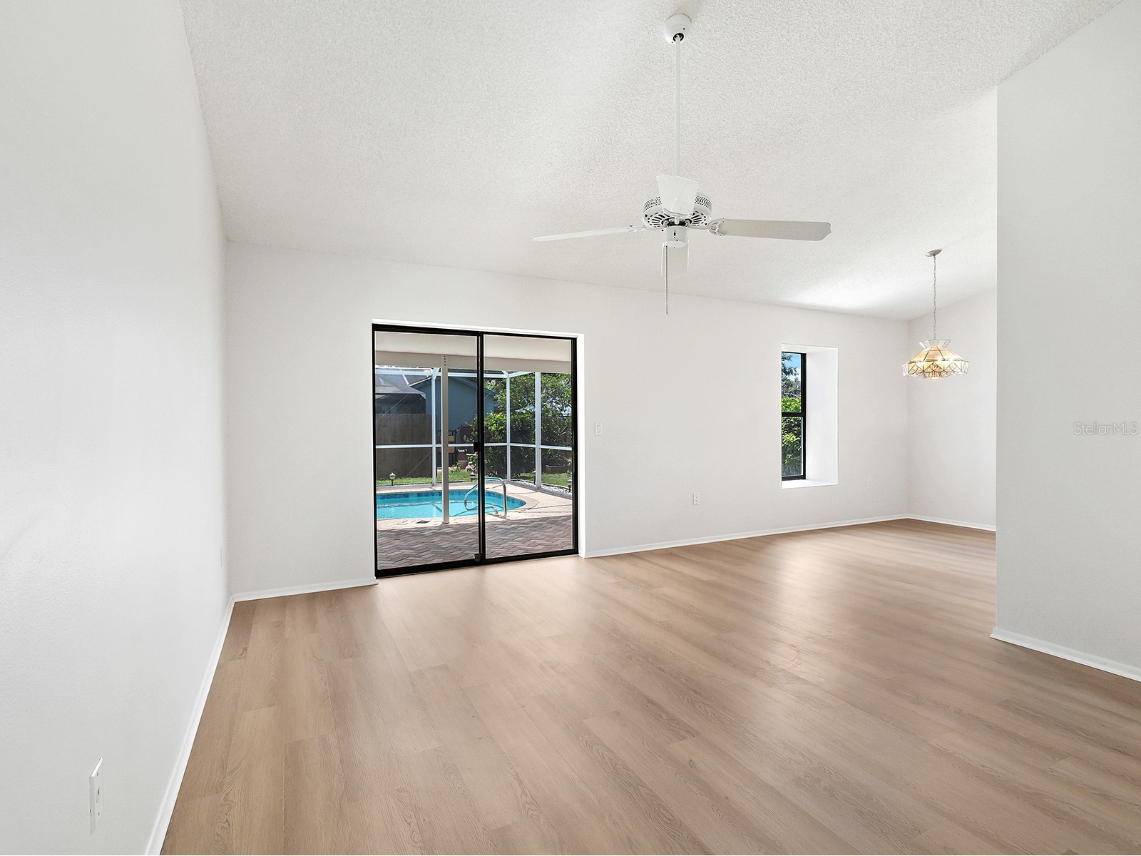 7517 38th Street Circle E Sarasota FL 34243 N6144631 image3