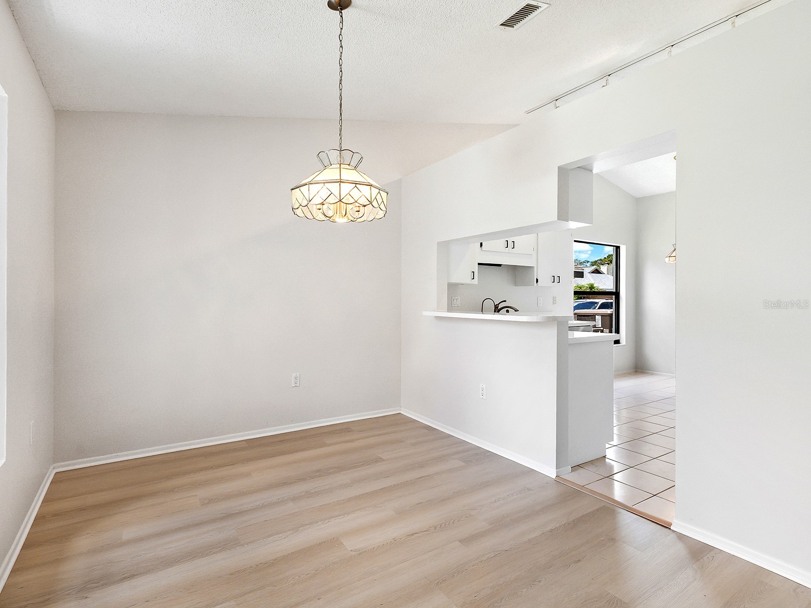 7517 38th Street Circle E Sarasota FL 34243 N6144631 image5