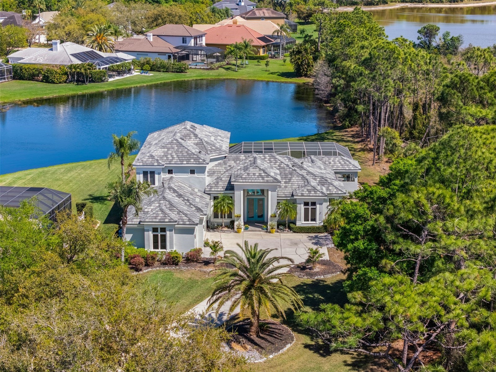 7517 Coventry Court Lakewood Ranch FL 34202 A4686255 image1