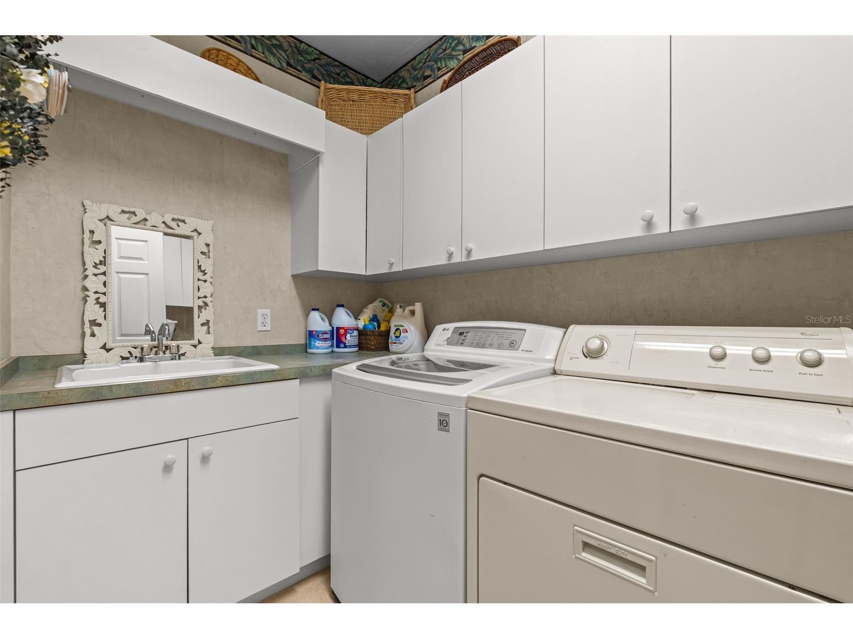7517 Coventry Court Lakewood Ranch FL 34202 A4686255 image27