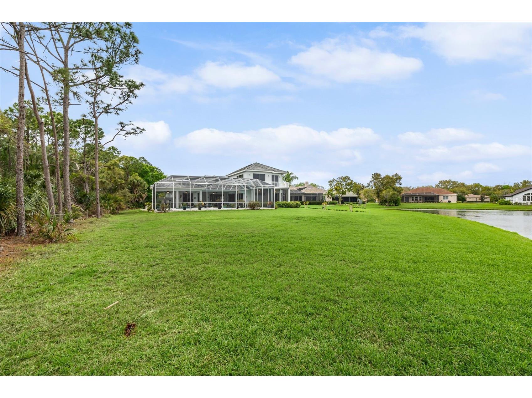 7517 Coventry Court Lakewood Ranch FL 34202 A4686255 image73