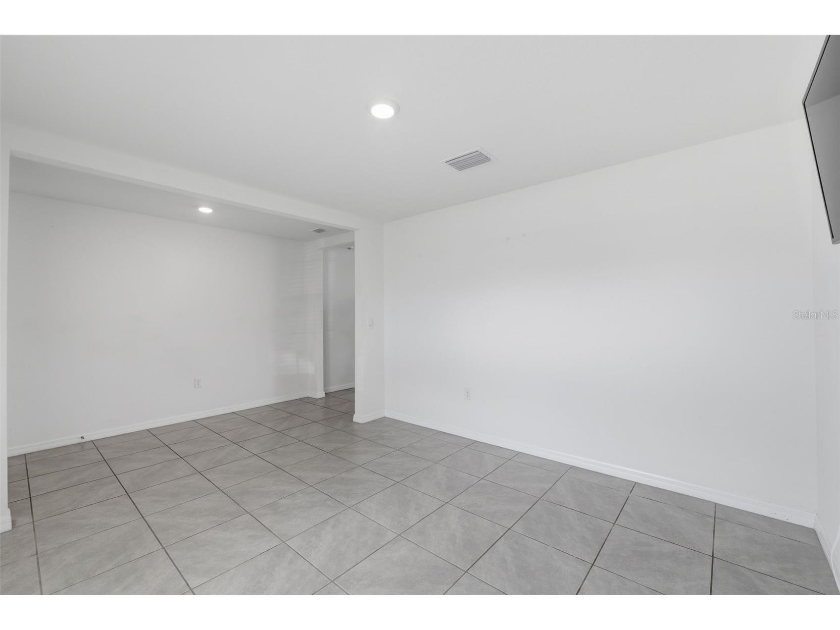 7517 Gardner Street Brooksville FL 34613 W7883987 image57