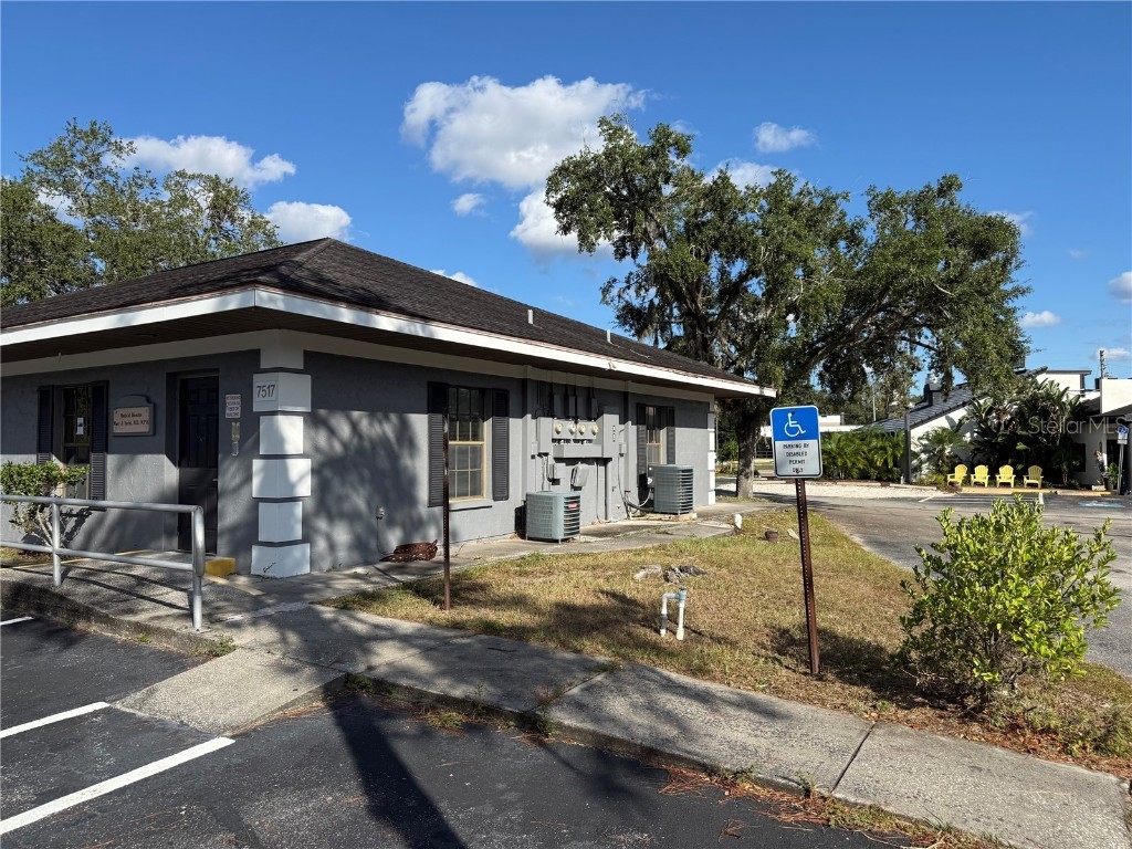 7517 Little Road New Port Richey FL 34654 W7881563 image3