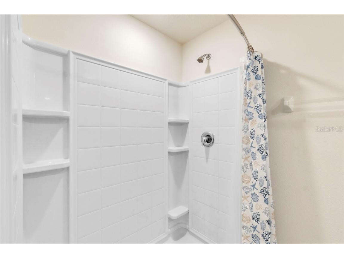 7518 Rosewood Garden Loop Tampa FL 33637 A4667715 image17