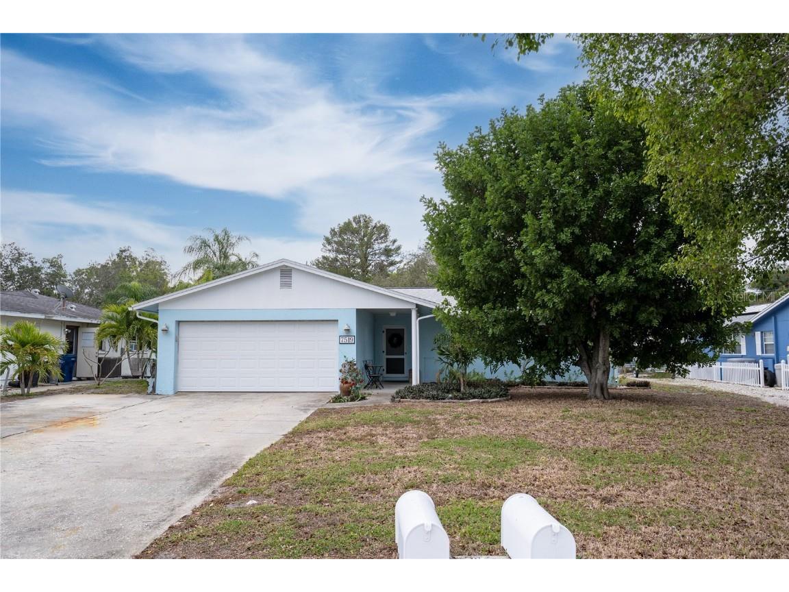 7519 1st Avenue W Bradenton FL 34209 U8224992 image1