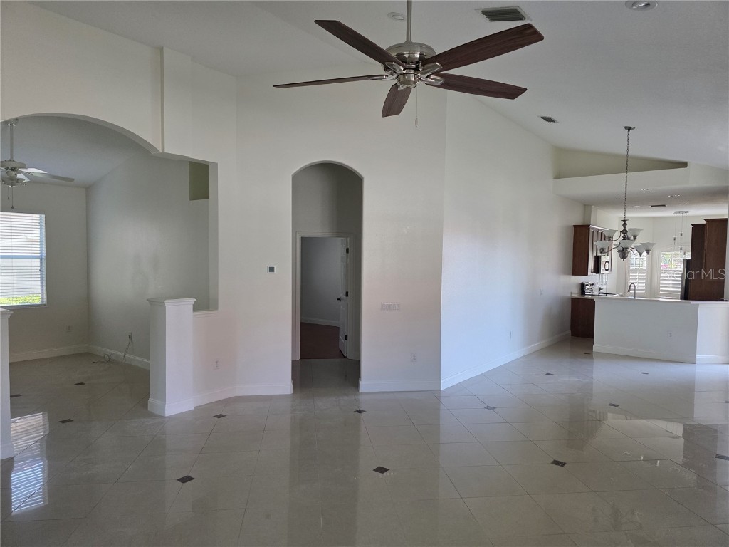 7519 Birds Eye Terrace Bradenton FL 34203 A4669632 image3