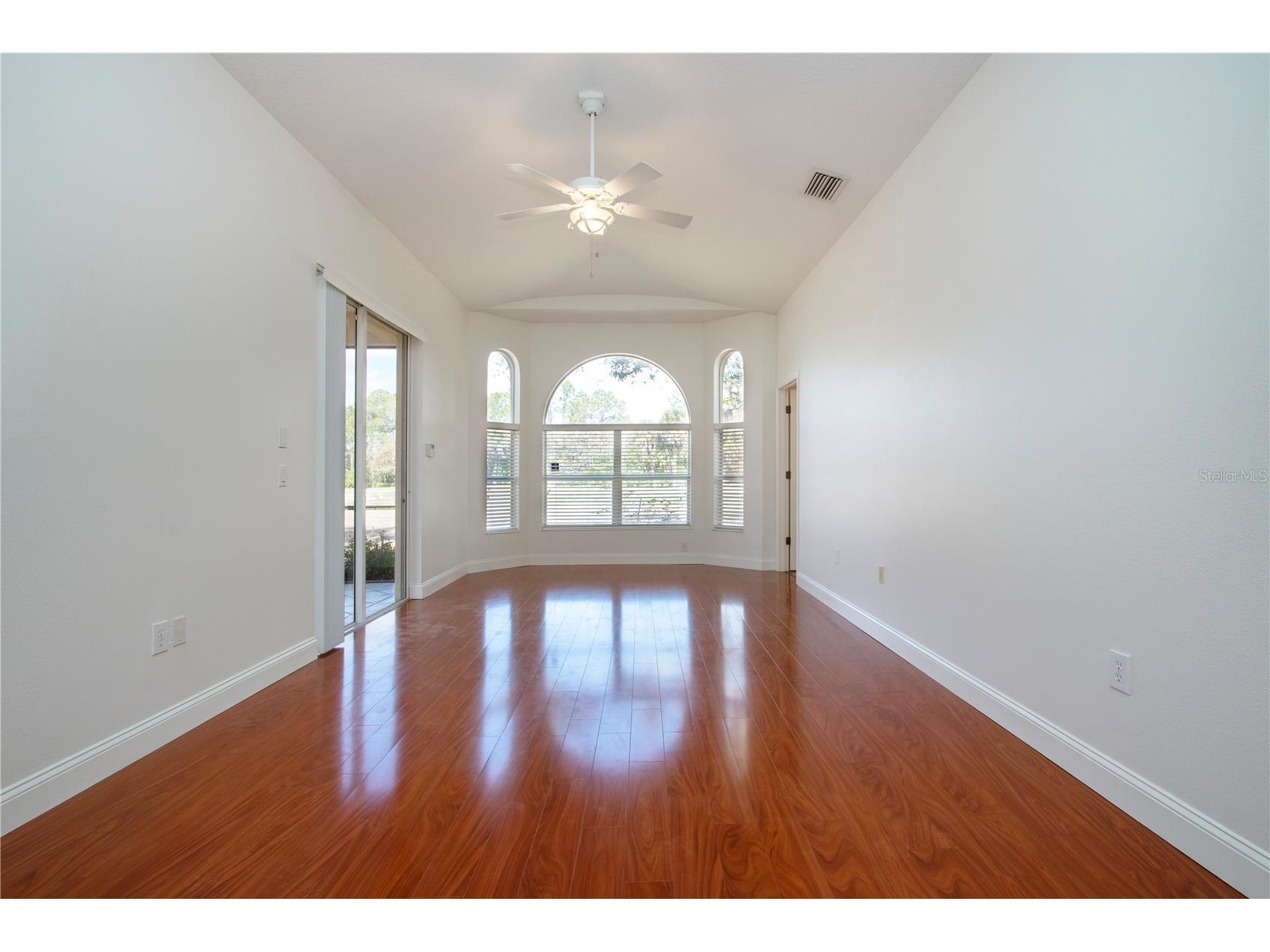 7519 Birds Eye Terrace Bradenton FL 34203 A4669632 image39