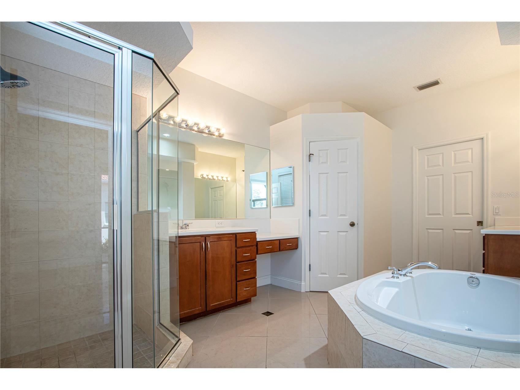 7519 Birds Eye Terrace Bradenton FL 34203 A4669632 image43