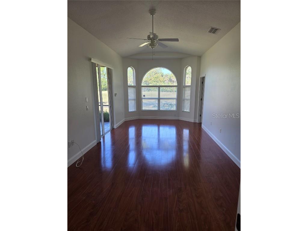 7519 Birds Eye Terrace Bradenton FL 34203 A4669632 image9