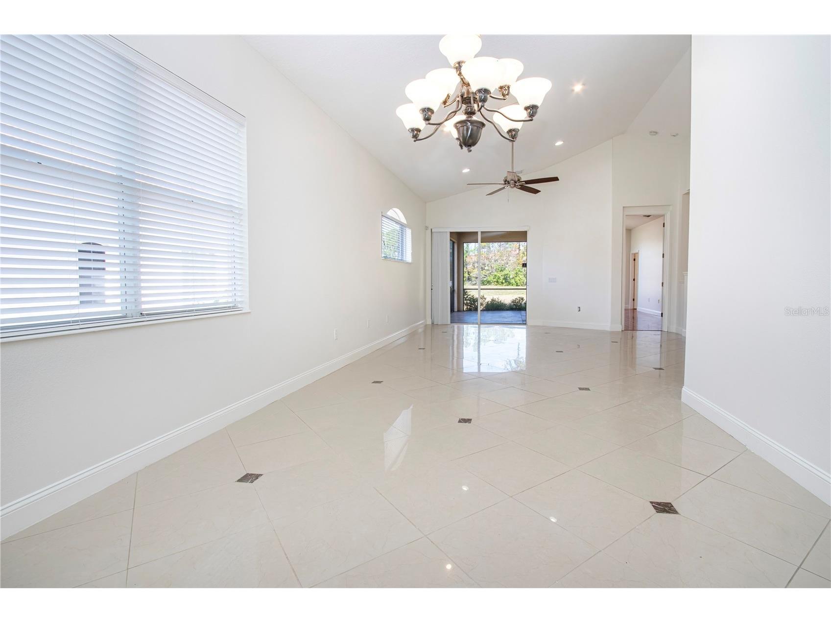 7519 Birds Eye Terrace Bradenton FL 34203 A4683249 image13