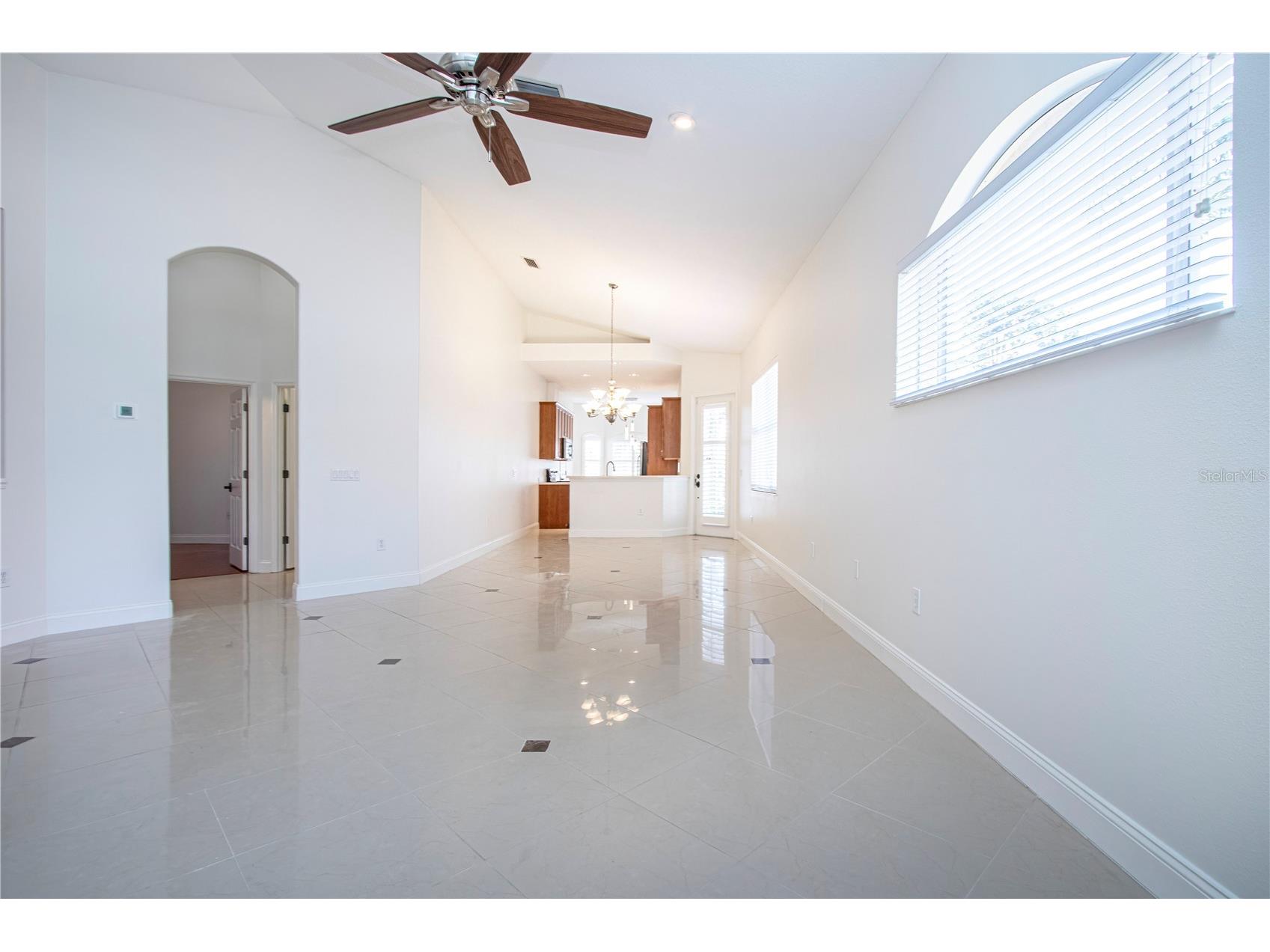 7519 Birds Eye Terrace Bradenton FL 34203 A4683249 image15