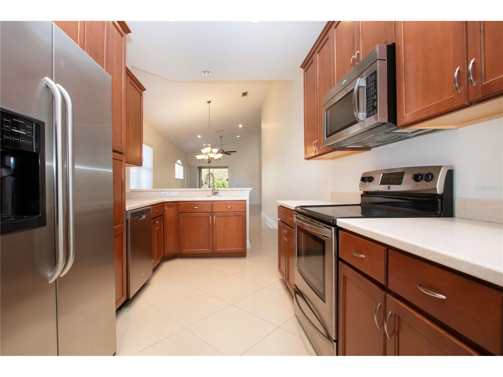 7519 Birds Eye Terrace Bradenton FL 34203 A4683249 image36