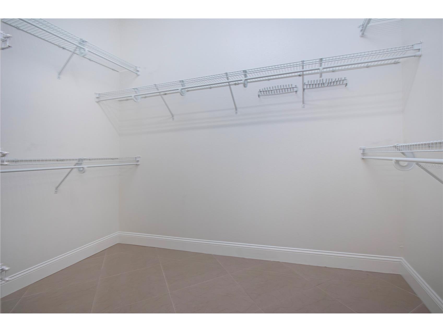 7519 Birds Eye Terrace Bradenton FL 34203 A4683249 image47