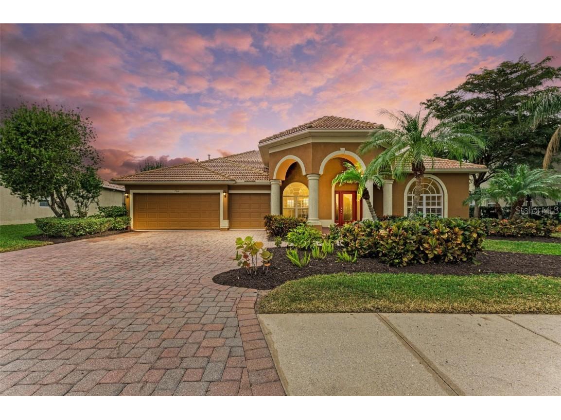 7519 Camden Harbour Drive Bradenton FL 34212 A4633698 image1