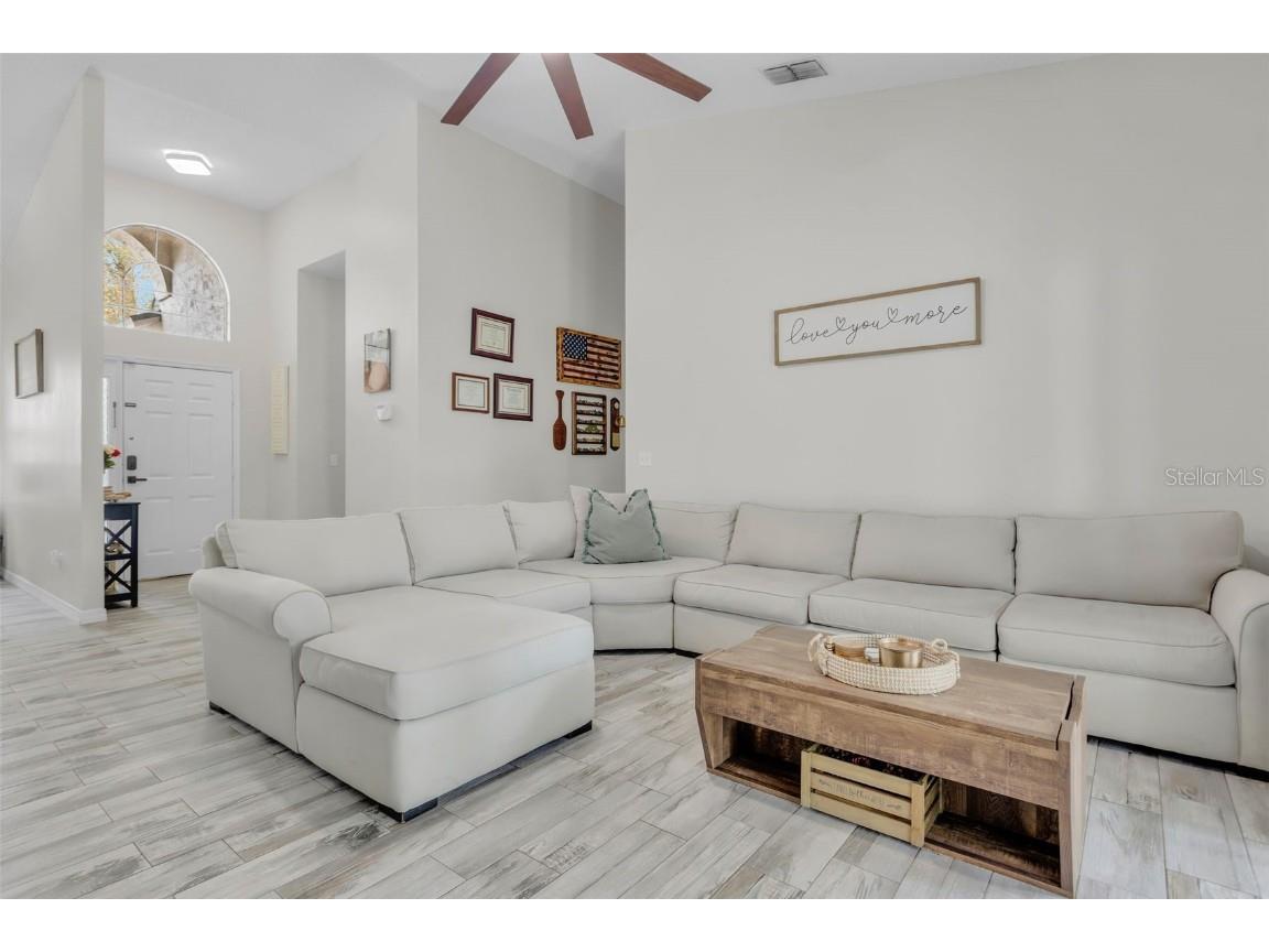 752 Americana Court Kissimmee FL 34758 O6273175 image5