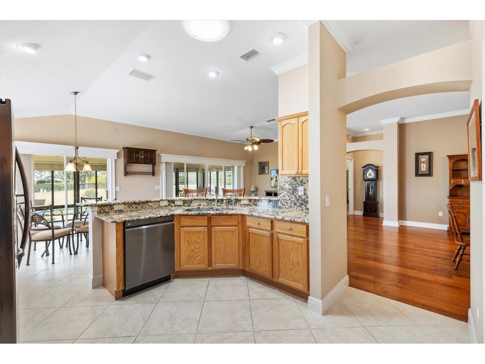 752 Baisley Trail The Villages FL 32162 G5107748 image12