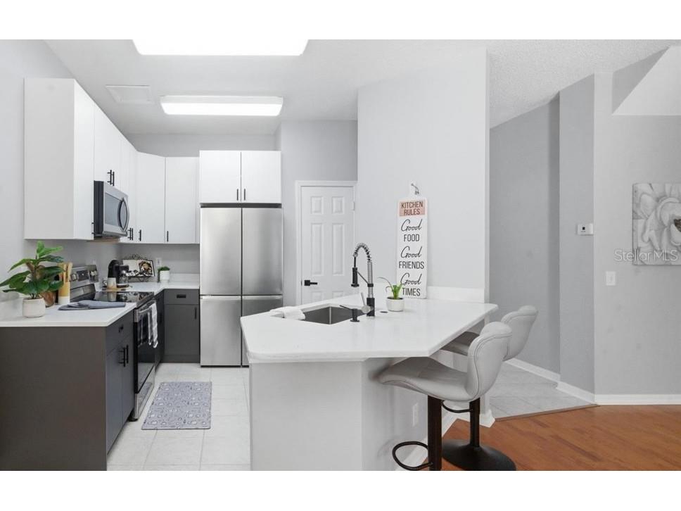 752 Vallance Way NE Saint Petersburg FL 33716 TB8492924 image6