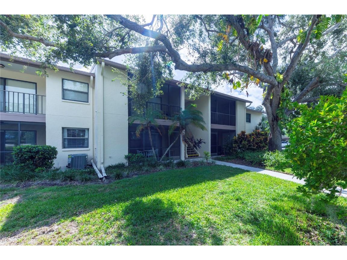752 White Pine Tree Road #105 Venice FL 34285 N6129052 image1
