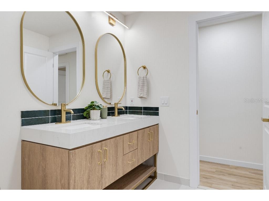 7520 20th Street N Saint Petersburg FL 33702 TB8524421 image24