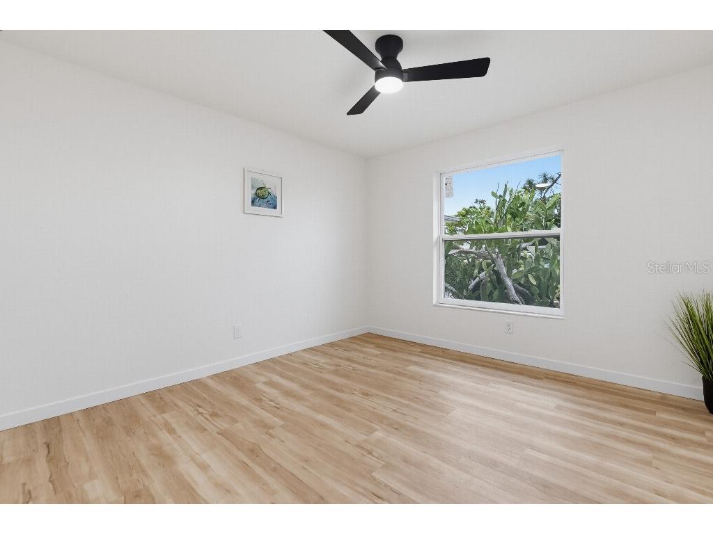 7520 20th Street N Saint Petersburg FL 33702 TB8524421 image25