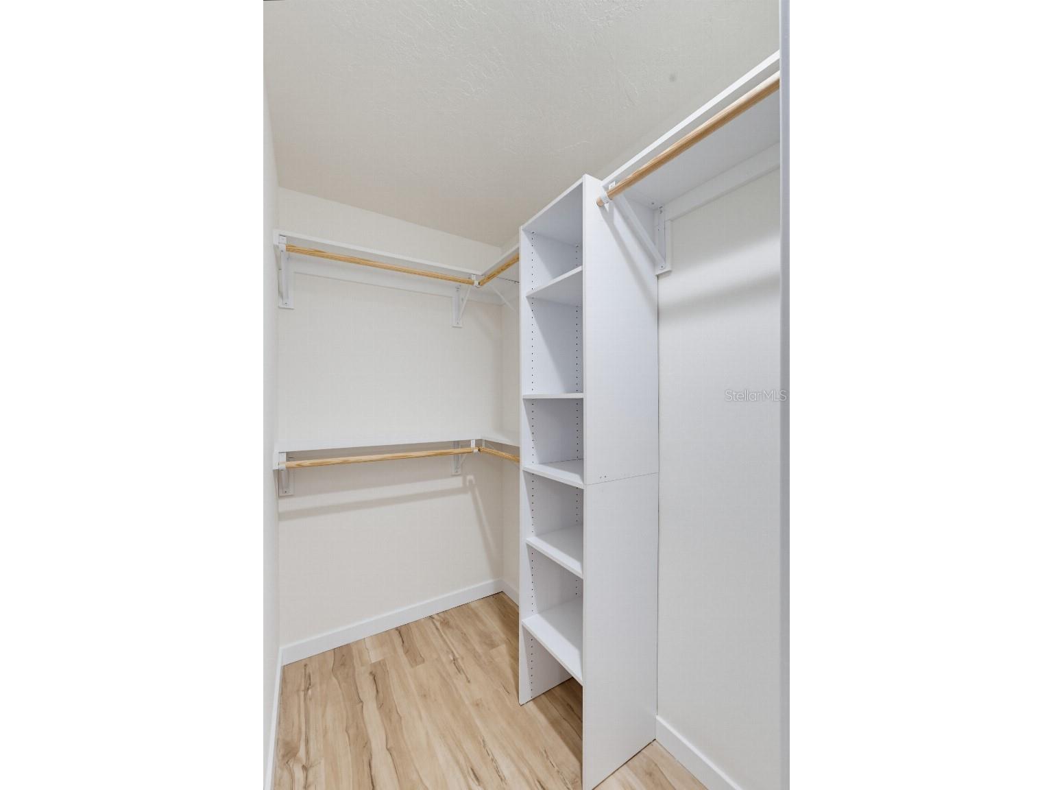7520 20th Street N Saint Petersburg FL 33702 TB8524421 image35